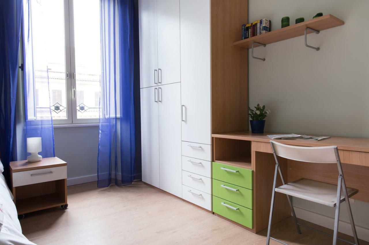 Apartamento Beautiful In San Giovanni Close To Colosseo Roma